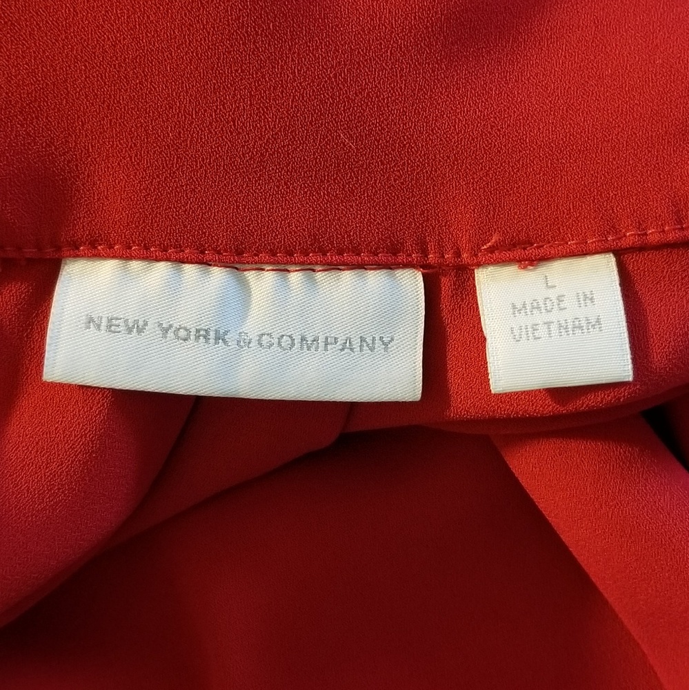New York & Company Ruffle Shell - Picture 3 of 5